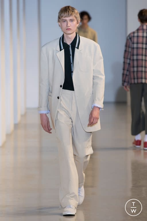 S/S 18 Wooyoungmi Look 11