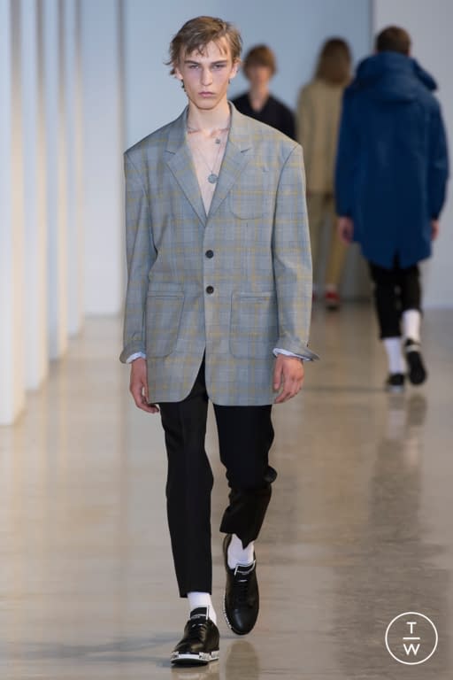 S/S 18 Wooyoungmi Look 28
