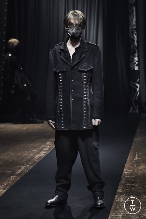 FW21 Yohji Yamamoto Look 6