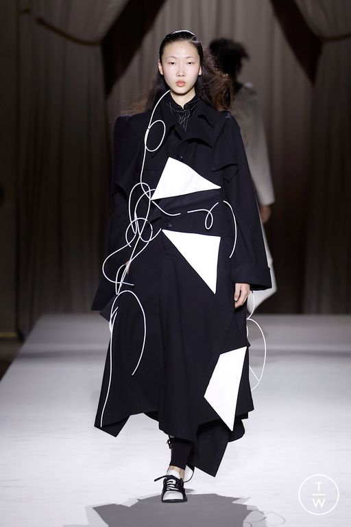 FW25 Yohji Yamamoto Look 7