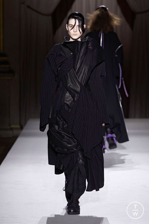 FW25 Yohji Yamamoto Look 10