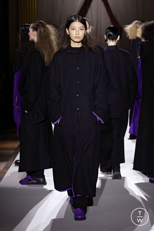 FW25 Yohji Yamamoto Look 41