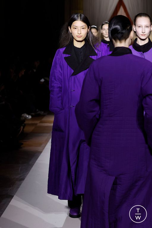 FW25 Yohji Yamamoto Look 46