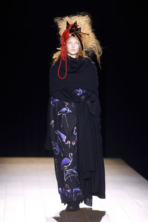 FW26 Yohji Yamamoto Look 11