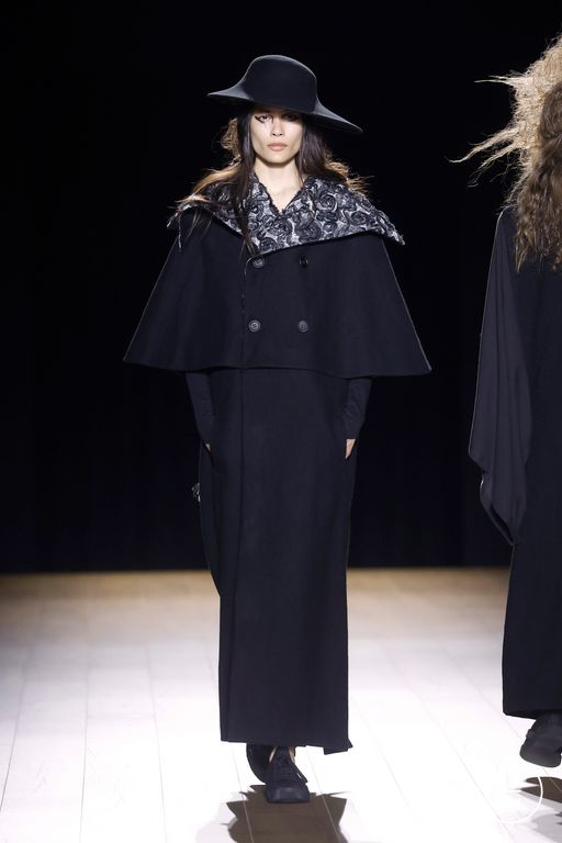 FW26 Yohji Yamamoto Look 14