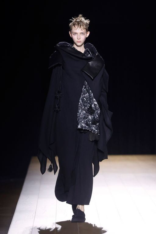 FW26 Yohji Yamamoto Look 15
