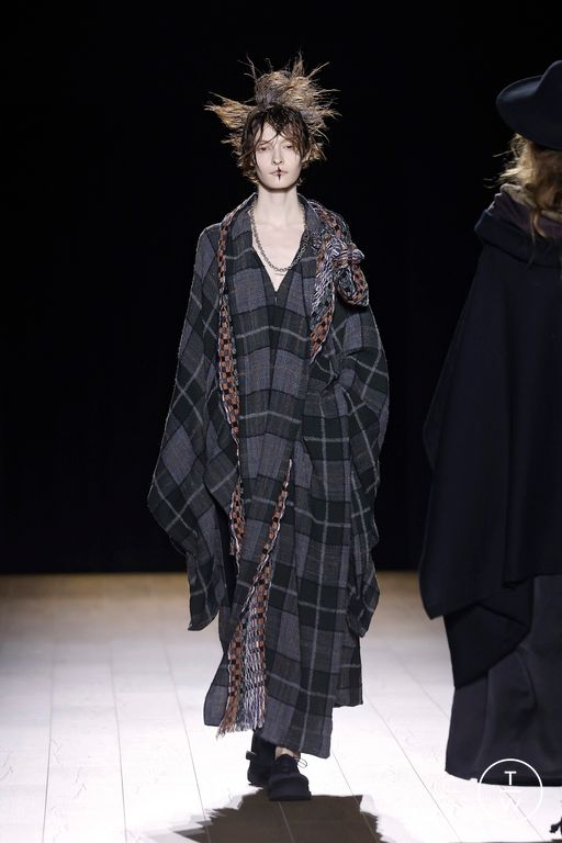 FW26 Yohji Yamamoto Look 18