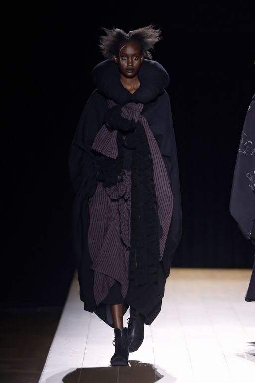 FW26 Yohji Yamamoto Look 28
