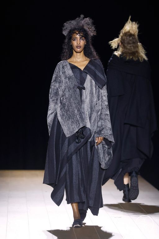 FW26 Yohji Yamamoto Look 35
