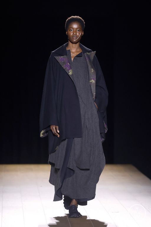 FW26 Yohji Yamamoto Look 36
