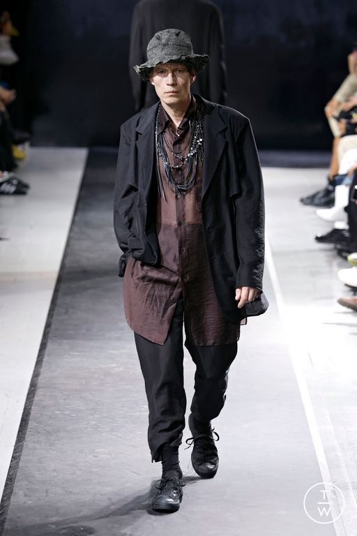 SS25 Yohji Yamamoto Look 18