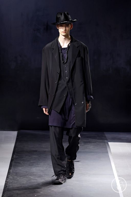 SS25 Yohji Yamamoto Look 19
