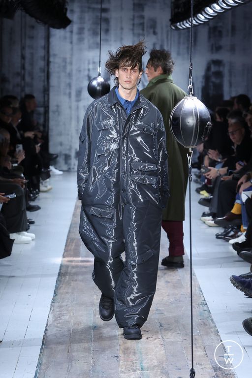 FW26 Yohji Yamamoto Look 21