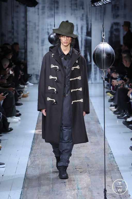 FW26 Yohji Yamamoto Look 32