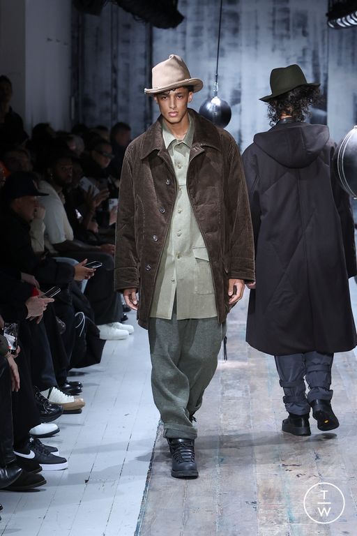 FW26 Yohji Yamamoto Look 33