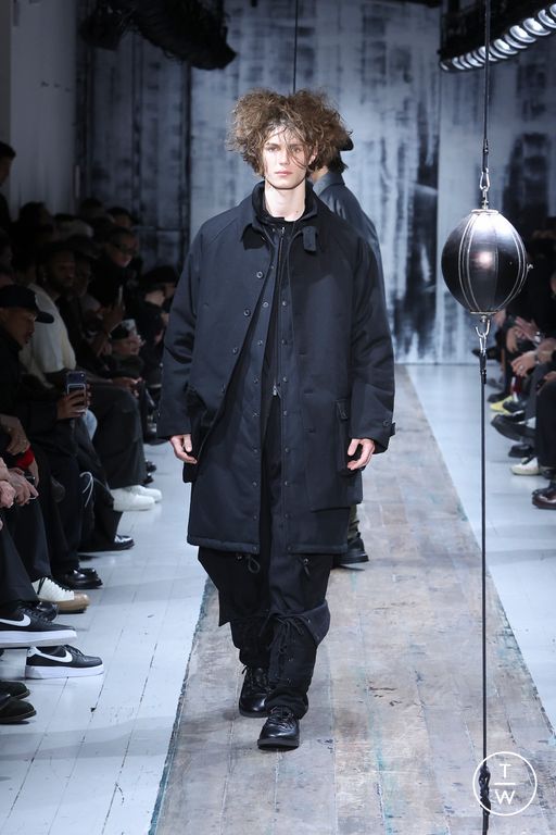 FW26 Yohji Yamamoto Look 36