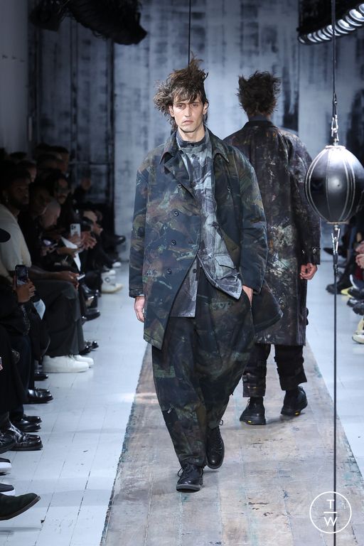 FW26 Yohji Yamamoto Look 4