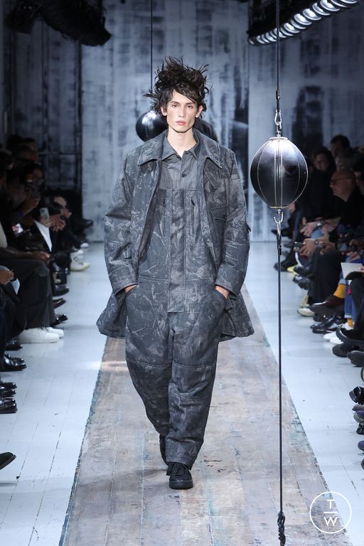 FW26 Yohji Yamamoto Look 5