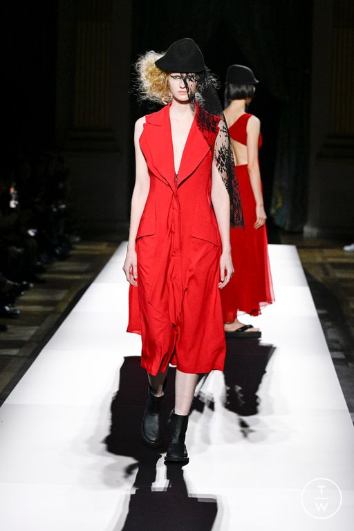 SS25 Yohji Yamamoto Look 40