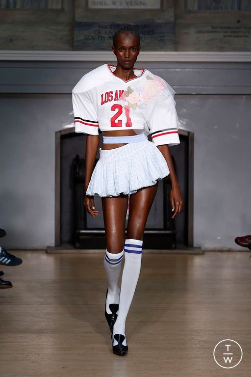 SS25 Yuhan Wang Look 5