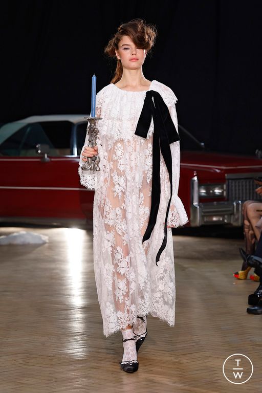 SS26 Yuhan Wang Look 25