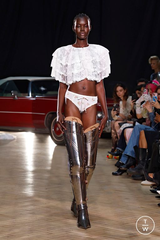 SS26 Yuhan Wang Look 26