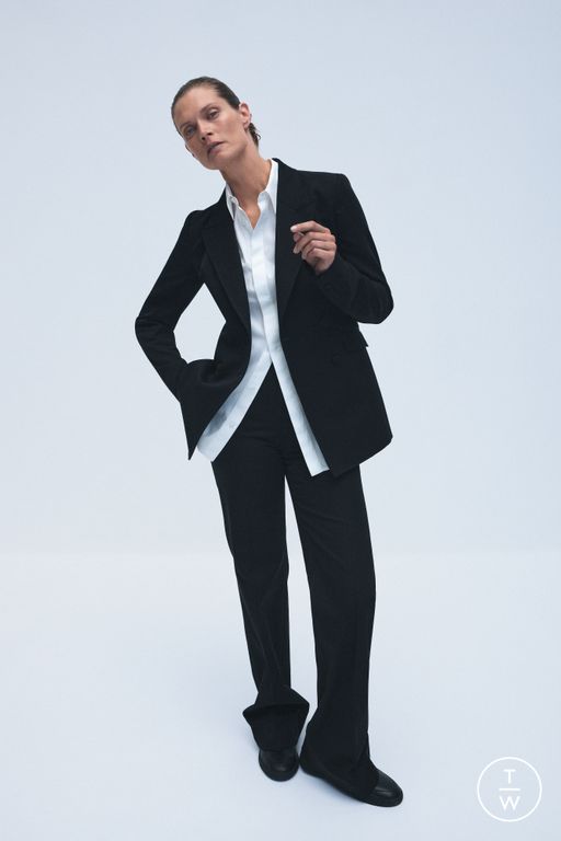 RS 26 Gabriela Hearst Look 3