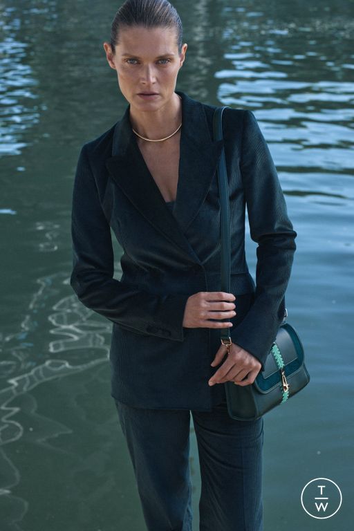RS 26 Gabriela Hearst Look 15