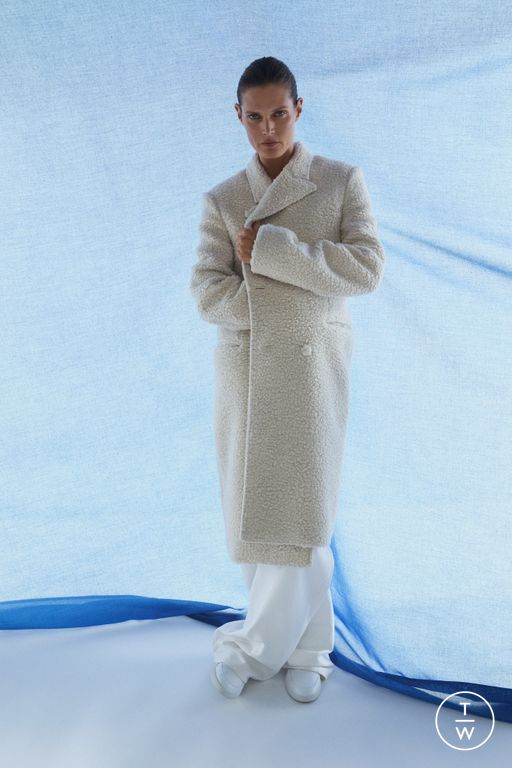 RS 26 Gabriela Hearst Look 33