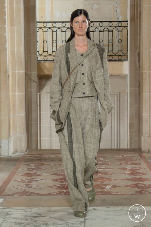 SS 26 Ziggy Chen Look 30