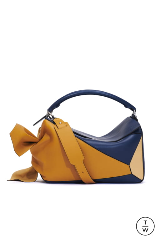 loewe pineapple bolsa