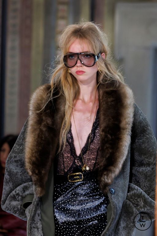 RS 26 Gucci Look 1
