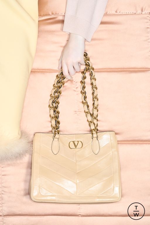 RS 26 Valentino Look 39