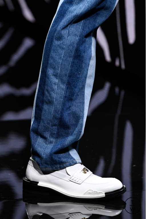 FW20 Versace Look 44