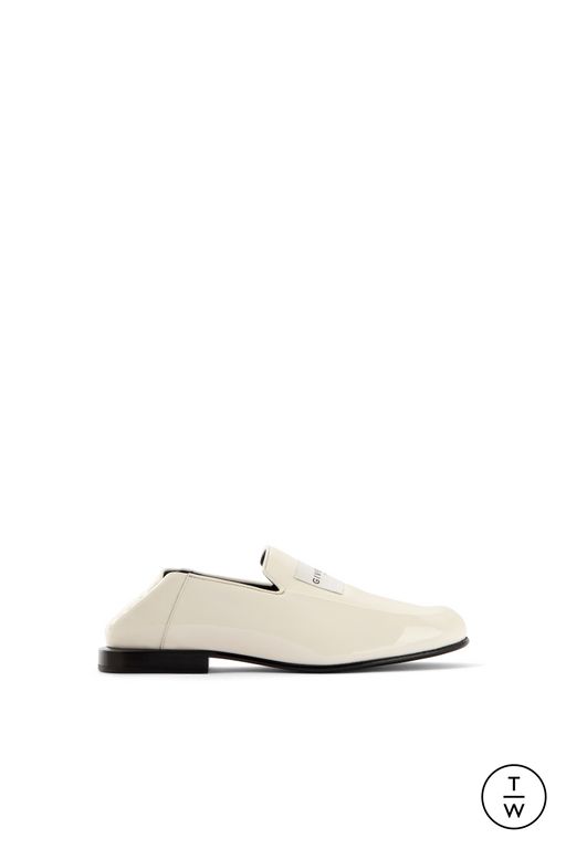 FW25 Givenchy Look 2