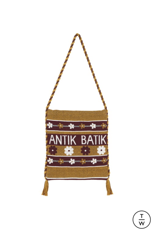 SS22 Antik Batik Look 2
