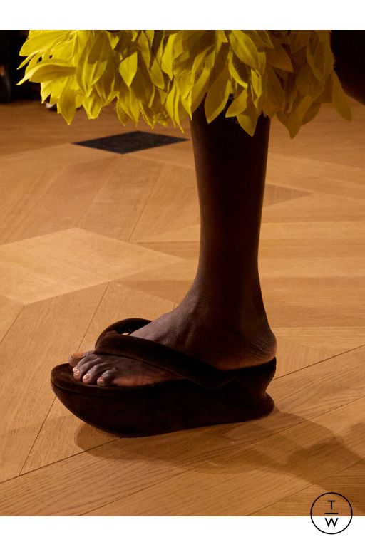 SS26 Balenciaga Look 30