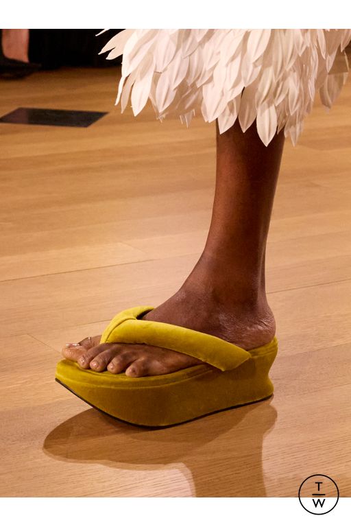 SS26 Balenciaga Look 25