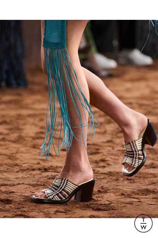 SS26 Burberry Look 1