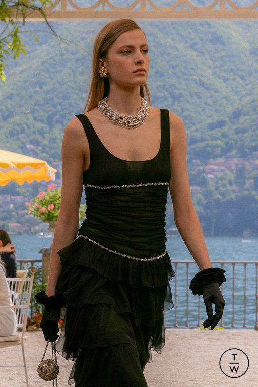RS 26 Chanel Look 20