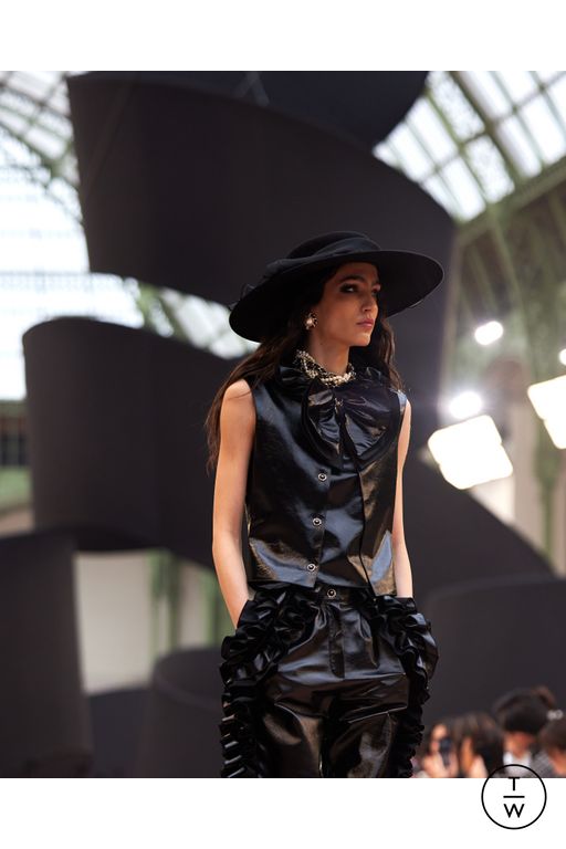 FW25 Chanel Look 5