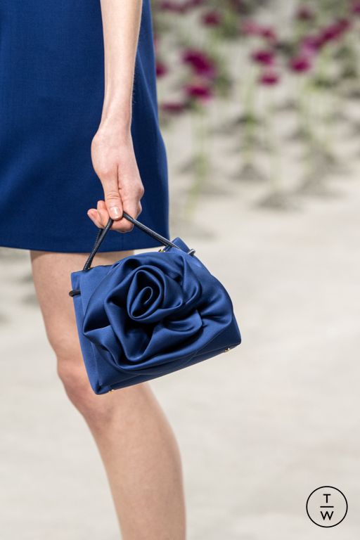 FW25 Carolina Herrera Look 22