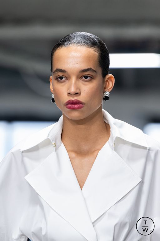 FW25 Carolina Herrera Look 52