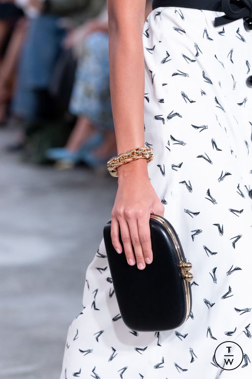 FW26 Carolina Herrera Look 35