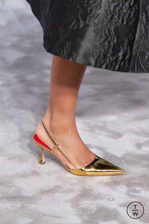 FW26 Carolina Herrera Look 52