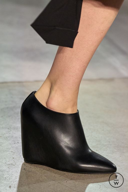 FW25 Michael Kors Collection Look 21