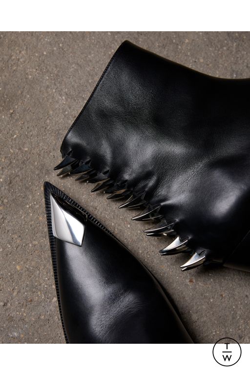 Spring-Summer 2025 Christian Louboutin Look 25