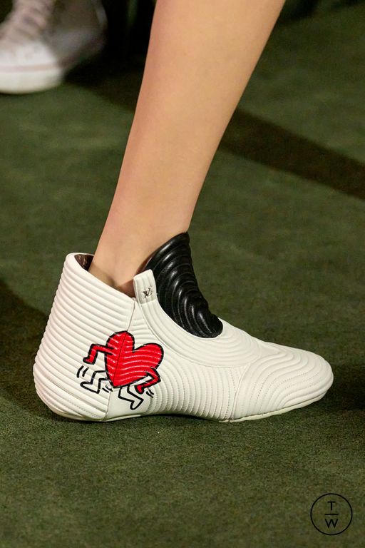 RS27 Louis Vuitton Look 40