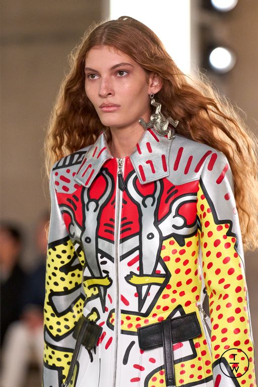 RS27 Louis Vuitton Look 52