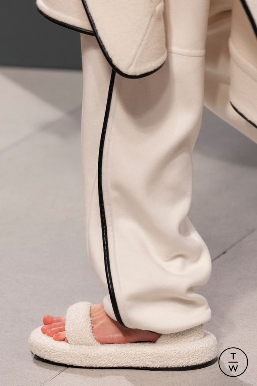 FW25 Louis Vuitton Look 17